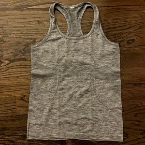 Lululemon Swiftly Tech Tank top - size 8
